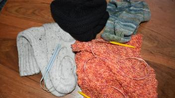Socken gehen immer, aber auch Schals und Decken, wissen die Frauen der Handarbeitsrunde im Mehrgenerationenhaus.