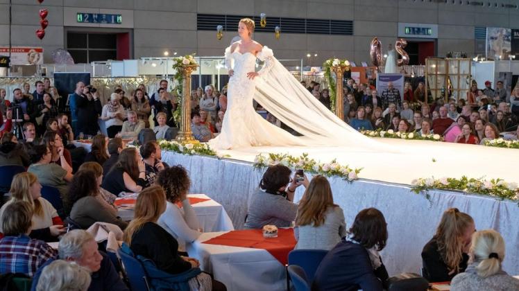 2019 konnten sich Besucher der Rostocker Hochzeitsmesse noch vor Ort inspirieren lassen.