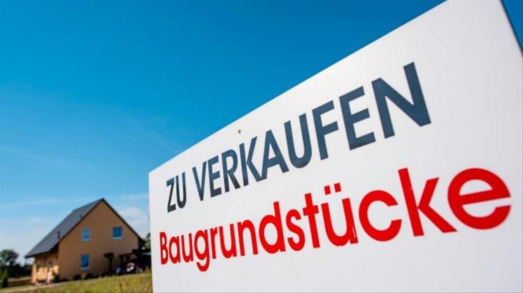 Großzügige Grundstücke im Einklang mit der Natur - das könnte das Profil Am Heidkamp in Delmenhorst-Bungerhof werden. Symbolfoto: Patrick Pleul/dpa Großzügige Grundstücke im Einklang mit der Natur - das könnte das Profil Am Heidkamp in Delmenhorst-Bungerhof werden. Symbolfoto: Patrick Pleul/dpa