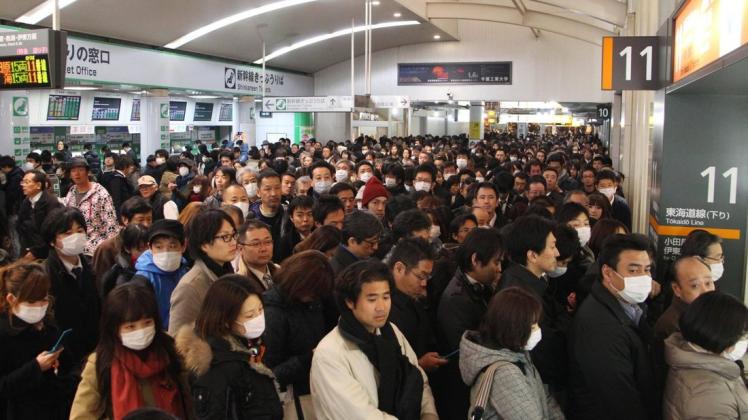 In Tokio sind die Züge notorisch überfüllt. Foto: imago images/AFLO