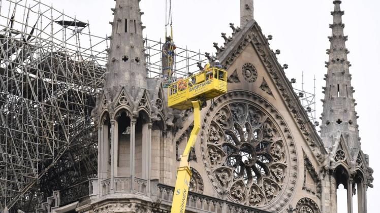 Wiederaufbauarbeiten an der Pariser Kathedrale Notre Dame. Wiederaufbauarbeiten an der Pariser Kathedrale Notre Dame.