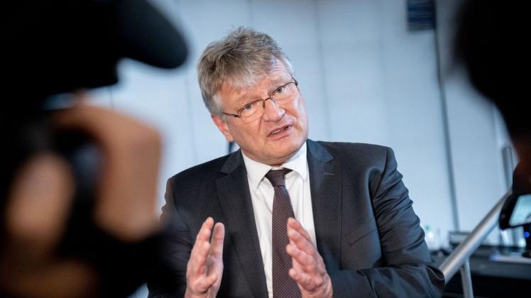AfD-Parteichef Jörg Meuthen wehrt sich vehement gegen die Mehrheit der Delegierten – erfolglos.