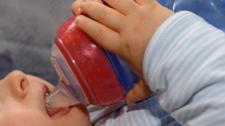 Für eine Studie untersuchten die Forscher die zehn meistverkauften Modelle von Babyflaschen.