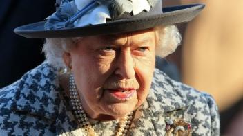 Sorge um die Queen: Nach der abgesagten Irlandreise musste die britische Königin nun eine Nacht im Krankenhaus verbringen.