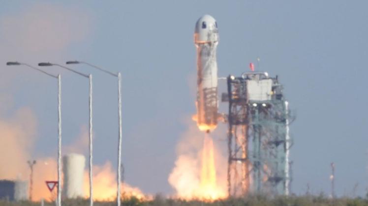 Die "New-Shepard"-Rakete startete am Mittwoch von ihrem Raumfahrtzentrum aus.