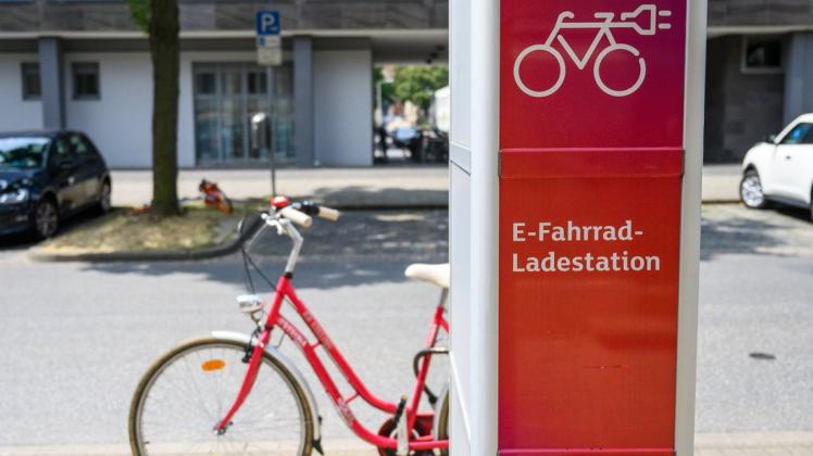 Von welchem Anbieter die mögliche Ladestation für E-Bikes in Kuhstorf sein wird, ist noch offen. Die Gemeindevertreter stimmten zunächst dafür, Fördermittel zu beantragen.
