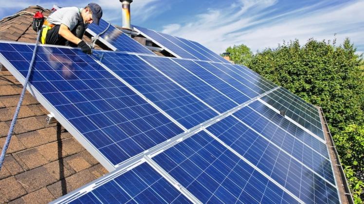 Nach dem Willen der Grünen sollen weitere Photovoltaikanlagen auf dem Kreishaus installiert werden.