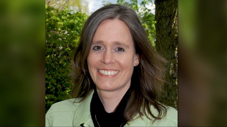 Anika Hoffmann tritt als Direktkandidatin des Wahlkreises Oldenburg-Land bei der Landtagswahl für die Grünen an.
