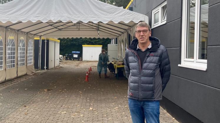 Thorsten Reisewitz eröffnet zwei weitere Drive-In-Corona-Teststaionen in Delmenhorst