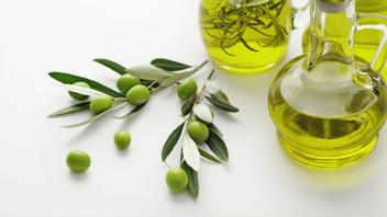 Olivenöl bietet eine gute Alternative zu vielen Pflegeprodukten aus dem Handel.
