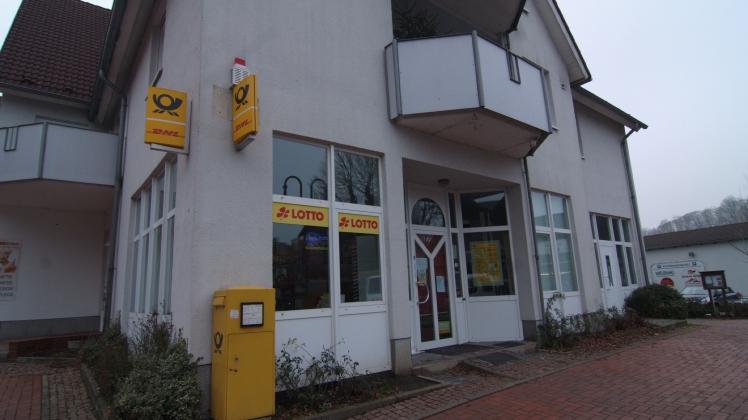 Das Schreibwarengeschäft mit Postfiliale am Markt in Ostercappeln ist geschlossen. 