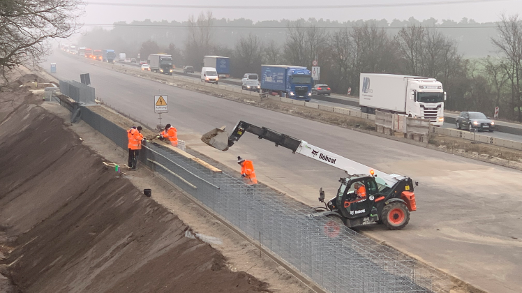 Die Arbeiten an der Autobahn - hier zwischen den Anschlussstelle Bramsche und Neuenkirchen-Vörden - schreiten voran. Unser Foto ist im Januar 2022 entstanden (Archivbild). Die Arbeiten an der Autobahn - hier zwischen den Anschlussstelleb Bramsche und Neuenkirchen-Vörden - schreiten voran.