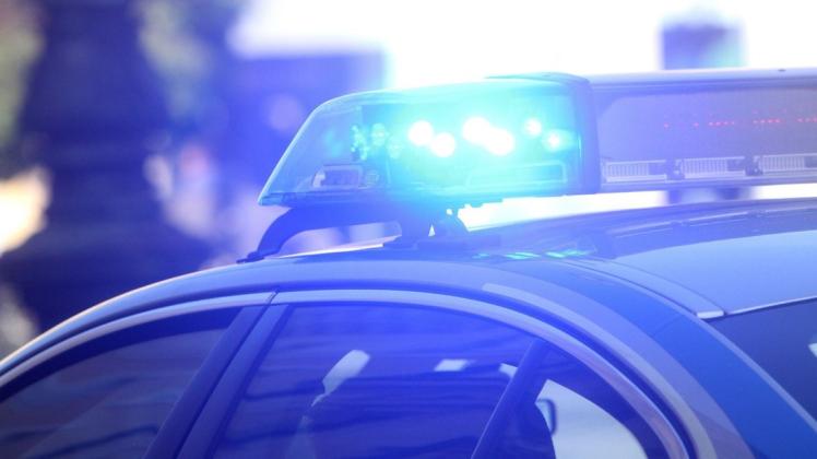 In der Bahnhofsvorstadt in Bremen schlug ein 27-Jähriger am Dienstag mit einem Schlagring auf einen Busfahrer ein.