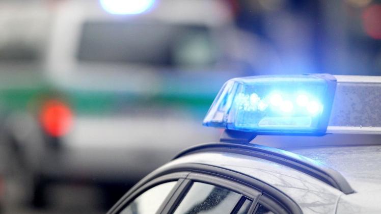 Die Polizei begleitete die unangemeldete Demo in Kühlungsborn und nahm eine Strafanzeige auf.