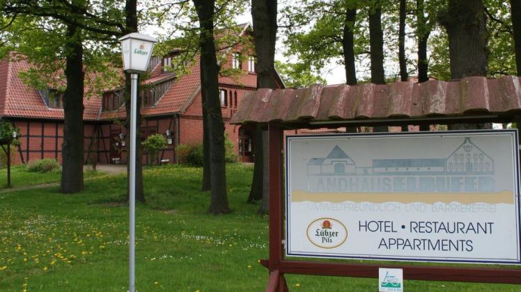 Zuletzt wurde der Gebäudekomplex von einem Rostocker Verein als Hotel für Menschen mit Behinderung betrieben.