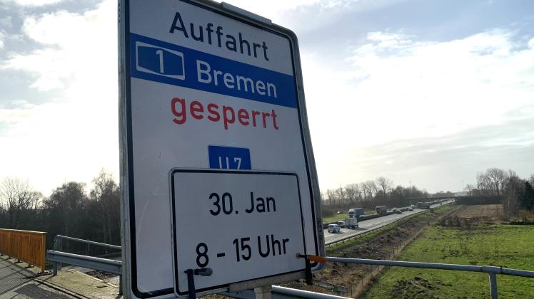 Die Autobahn 1 - hier in Höhe Neuenkirchen-Vörden - wird am Sonntag, 30. Januar 2022, im Abschnitt von und nach Holdorf zeitweise gesperrt.
