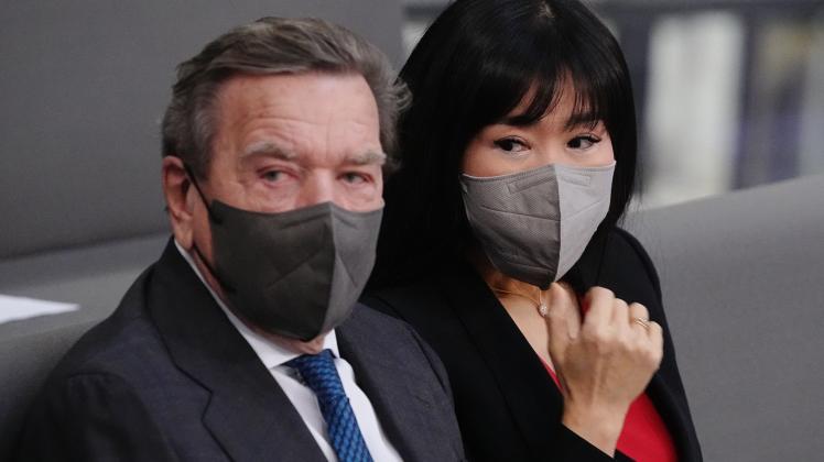 Ex-Kanzler Schröder und Ehefrau Schröder-Kim