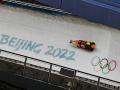 Auf der Eisbahn geht es ab Freitag rasant zu. Denn dann starten die Olympischen Winterspiele 2022.