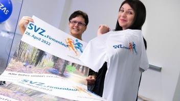 Organisieren den SVZ-Firmenlauf: Kathleen Kube (r.) und Ilona Kubat vom Anzeigenmarketing aus der Geschäftsstelle Hagenow.