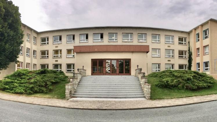 Beinahe 40 Jahre hat die Schule in Mühlen Eichsen schon auf dem Buckel. Gebaut im Jahr 1972, erfolgte 1999 eine energetische Teilsanierung.