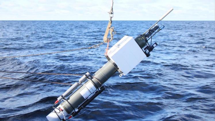 Die Argo-Floats können ganzjährig mit einer sehr großen räumlichen und zeitlichen Abdeckung sowie hoher Zuverlässigkeit Daten im Meer erfassen, wie es von keinem Forschungsschiff aus möglich ist.