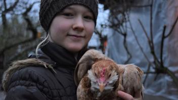 Eva Dreyer aus Strenz züchtet Araucana. Eine Hühnerrasse, die türkis-grüne Eier legt.