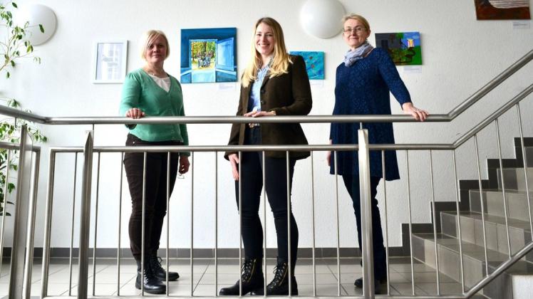 Dorothea Bredenkamp (Mitte) ist die Neue in einem erfahrenen Team. An ihrer Seite hat sie mit Sabine Kliesch und Elke Lenschow (r.) zwei langjährige Mitarbeiterinnen des Kreisbauernverbandes.
