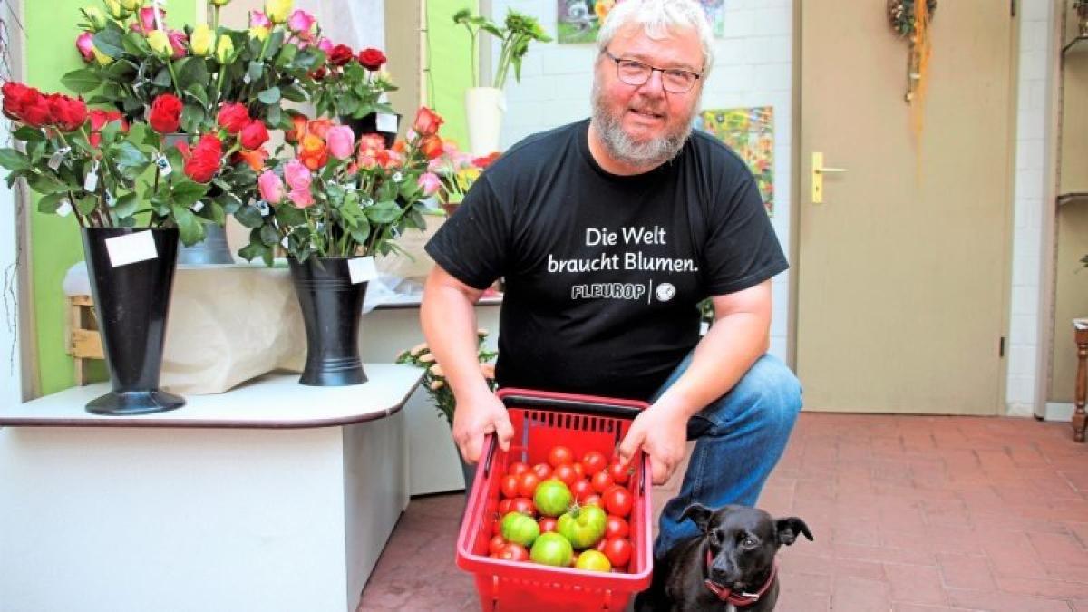 Gärtner Dieter Vollmer für ein buntes