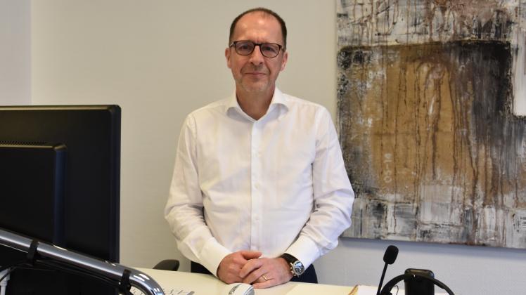Wolfgang Etrich ist Vorstandsmitglied  der Volksbank Delmenhorst Schierbrok und amtiert als Vorsitzender des Fördervereins der örtlichen Wirtschaft. 