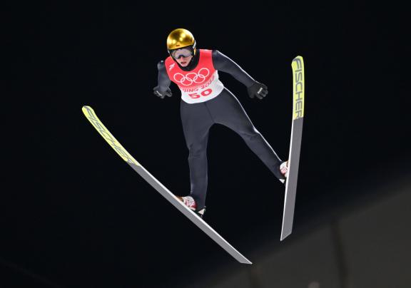 (220212) -- ZHANGJIAKOU, Feb. 12, 2022 -- Karl Geiger of Germany competes during Ski jumping, Skispringen, Ski, nordisc
