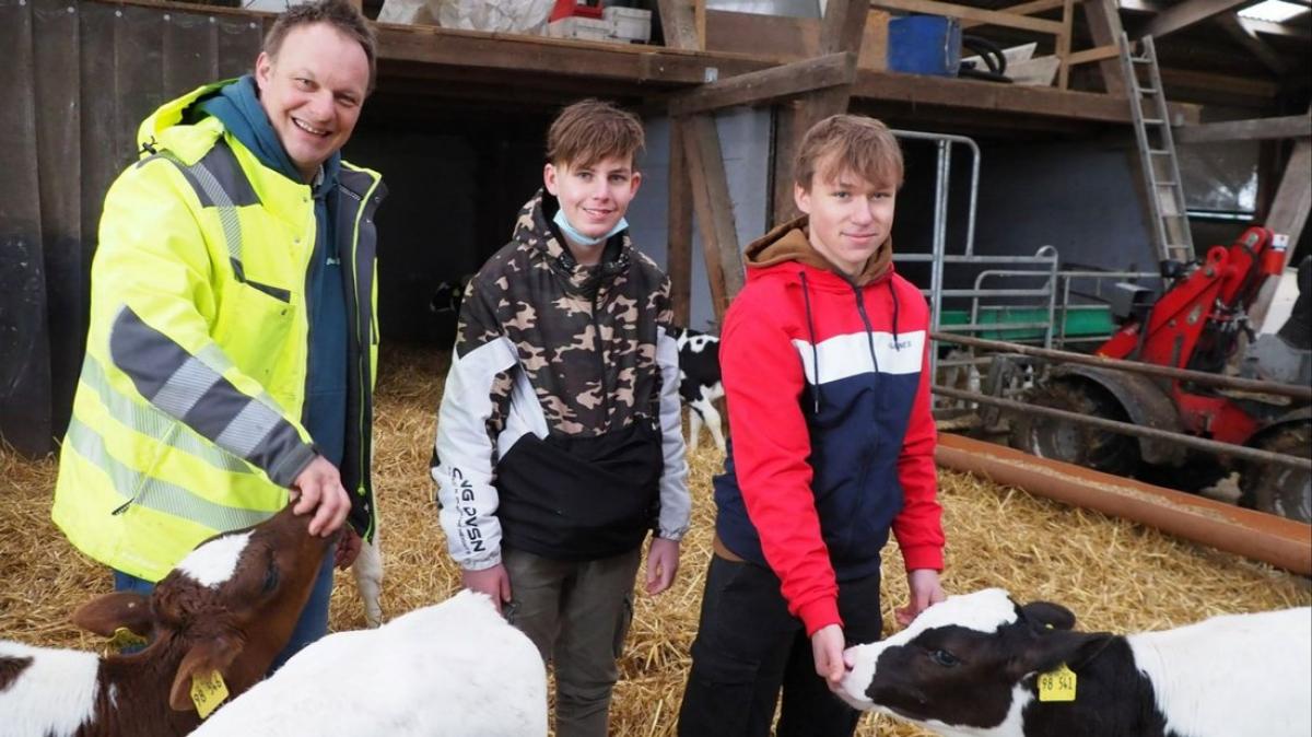 Gemeinschaftsschule Kappeln Besucht Betrieb Von Jens Joost In SHZ