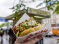 Food, Fastfood, Döner DEU; Deutschland, Berlin, 26.04.2018: Mustafas Gemuese Kebap - in Berlin eine Institution, lange S