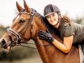 Ihre Pferde stehen im Mittelpunkt von ihren Beiträgen bei Instagram: Joana Michalski und Mareike Schulte posten täglich über ihr Hobby.