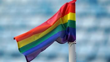 Mehr Übergriffe auf LGBTQI+ in Großbritannien nach Lockdown-Ende