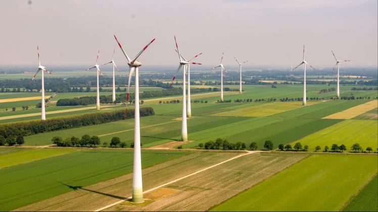 Im mittleren Emsland gibt es bereits einige Windparks wie hier in Haren/Rütenbrock.