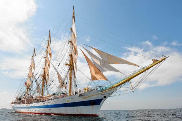 Russischer Windjammer „Mir“: Mit diesem Schiff können Sie am 7. und 8. August mitsegeln. 