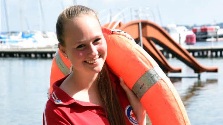 Joelene Behrendt musste glücklicherweise noch niemanden aus dem Schweriner See retten.