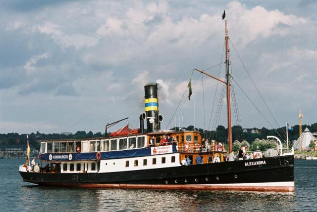 Die „Alexandra“ gehört zu den Attraktionen im Flensburger Hafen.