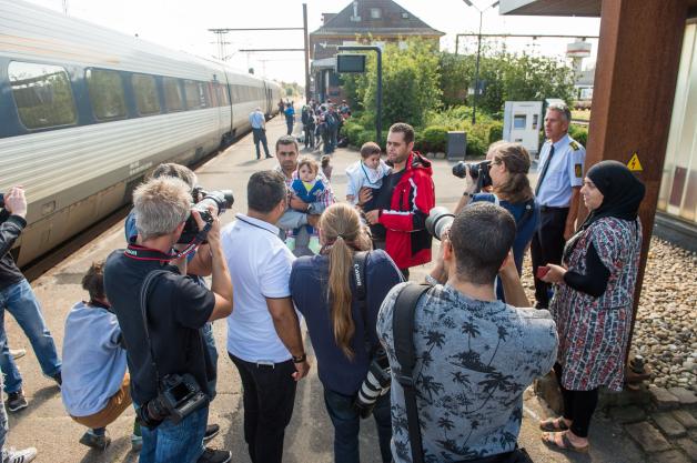 Die Flüchtlinge wurden in Pattburg vom Bahnhof zunächst zu einer Schule gebracht.