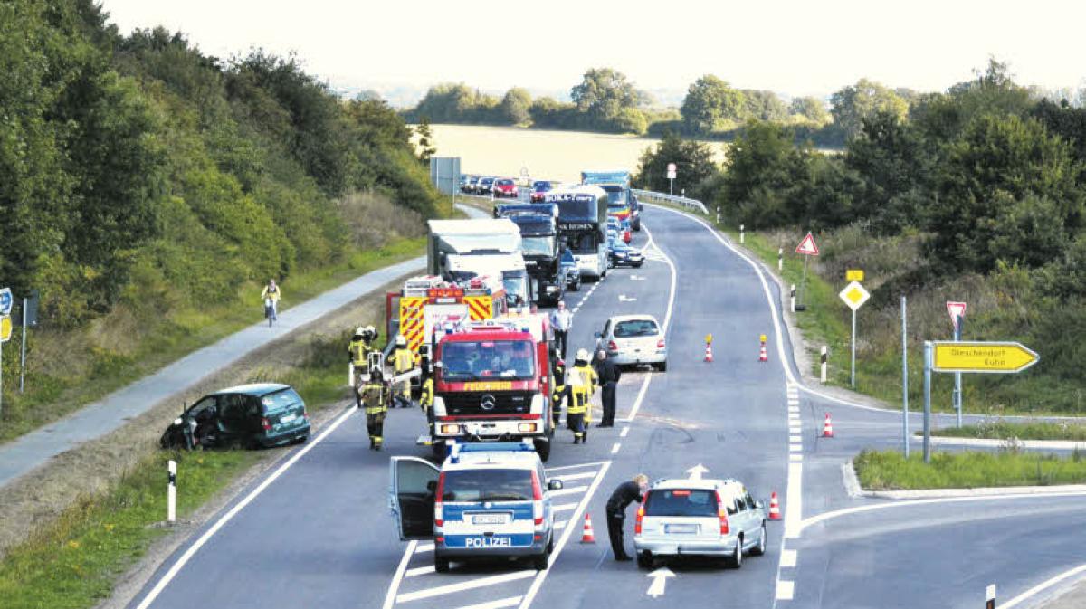 Unfall Auf B 76 Fordert Drei Verletzte | SHZ