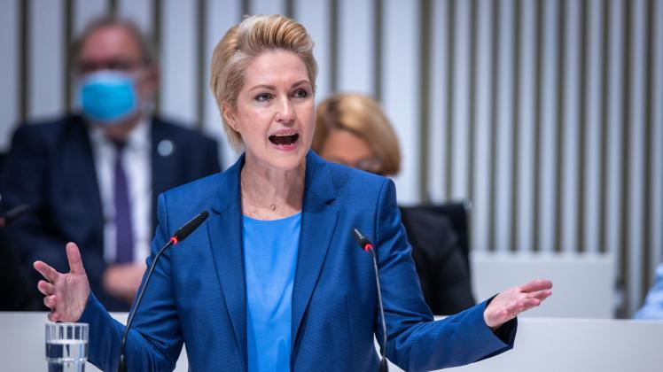 Mecklenburg-Vorpommerns Ministerpräsidentin  Manuela Schwesig (SPD) will die Stiftung „Klima und Umweltschutz MV“ auflösen lassen.