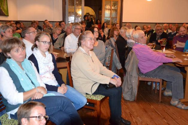 Der Andrang war riesig. Rund 150 Bürger aus Gammelby nahmen an der Informationsveranstaltung im Hotel Stöterau teil.