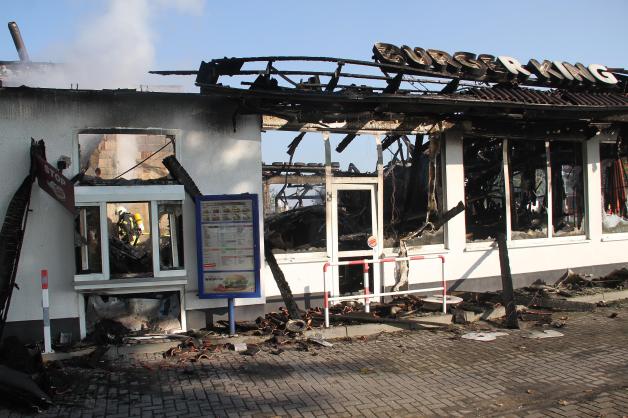 Burger King Restaurant abgebrannt