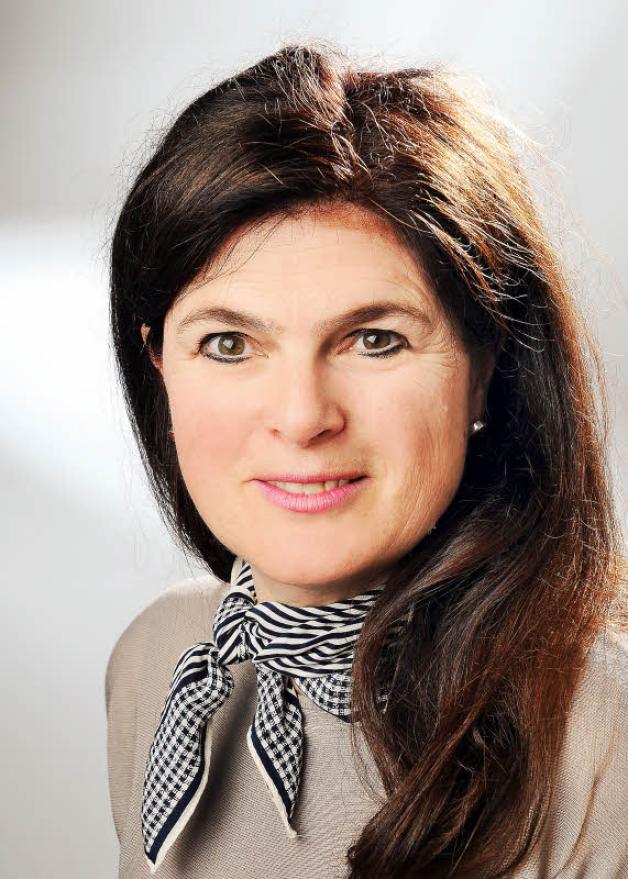 Angelika Messner ist  außerplanmäßige Professorin für Sinologie und Leiterin des Chinazentrums an der Kieler Universität.