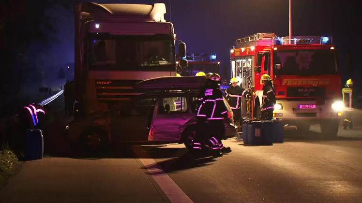 Tödlicher Unfall Auf Der A1: Mann Von Lkw überrollt | SHZ