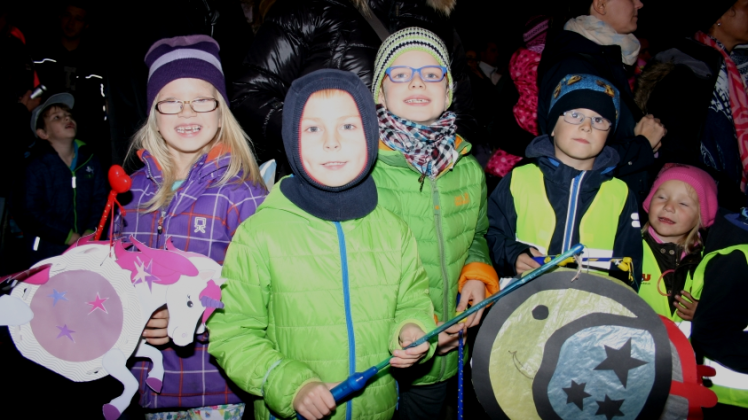 Ihre Laternen hatten die Kinder mit viel Liebe selbst gebastelt.  
