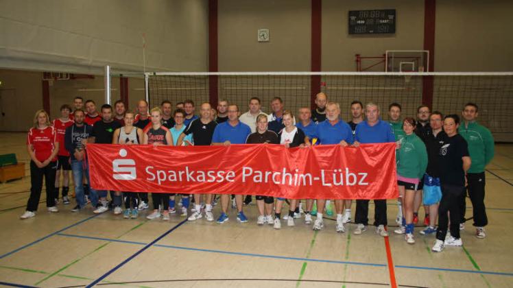 In dieser Saison gehen fünf Volleyballmannschaften der Region in Lübz zur Kreisrunde ans Netz. 