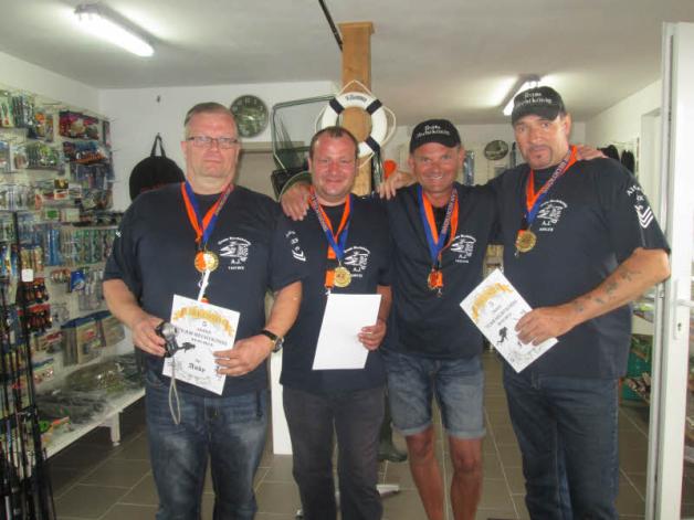 Das Team „Hechtkönig“: Andreas Schuldt, Jens Ahrend, Frank Weidmann und Alfredo Jodzeck (v.l.). Fotos: Traudel Leske Das Team „Hechtkönig“: Andreas Schuldt, Jens Ahrend, Frank Weidmann und Alfredo Jodzeck (v.l.). Fotos: Traudel Leske