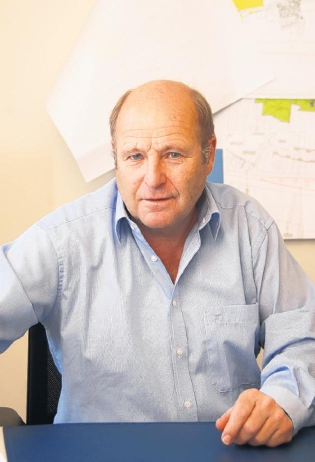 Steht unter Druck: Hörnums Bürgermeister Rolf Speth. Steht unter Druck: Hörnums Bürgermeister Rolf Speth.