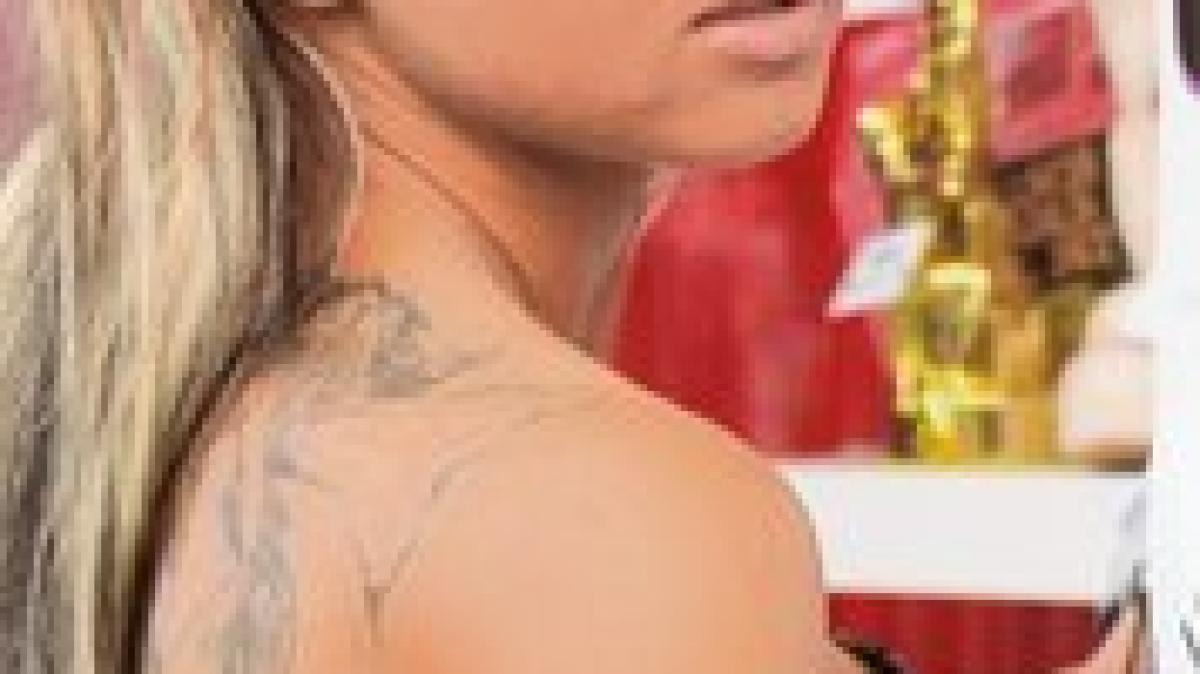 Seks rus yangi bokira yosh Porno: nasosdan katta mushuk